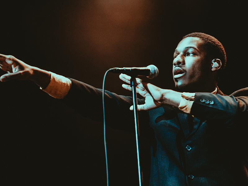 Leon Bridges